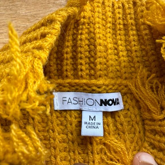 Mustard Yellow Chunky Knit Long Sleeve Frayed Hem Crop Sweater Size M Y2K - Picture 2 of 4